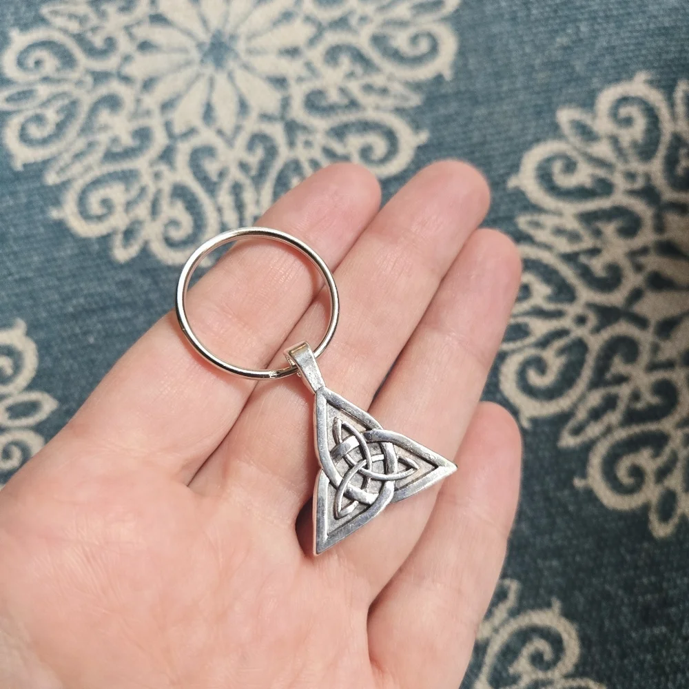 New Celtic Knot Triangle Keychain